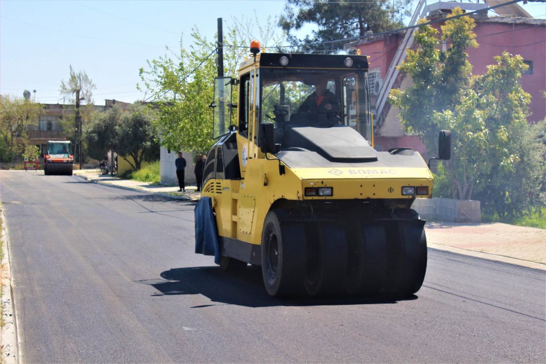 KAZANLI MAHALLESINDE 3 CADDEDE ASFALT CALISMASI 2 KAZANLI MAHALLESİ’NDE 3 CADDEDE ASFALT ÇALIŞMASI