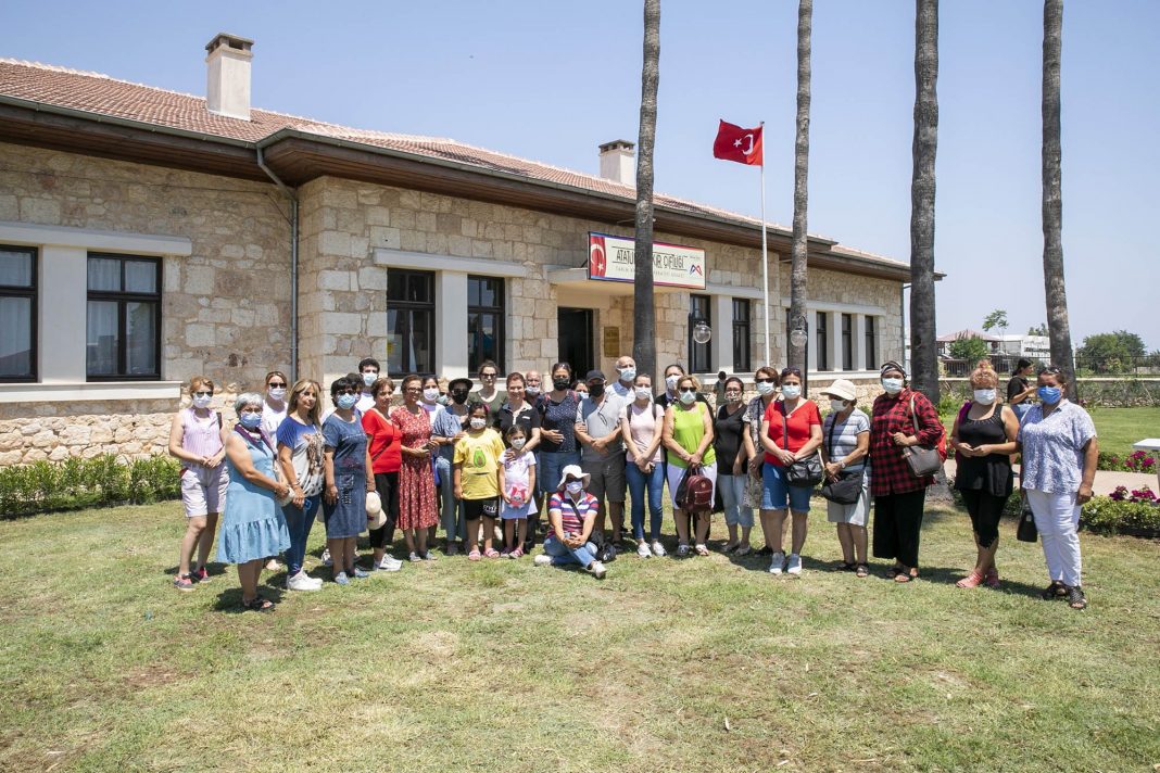 AW385397 01 KIRSAL MAHALLERDE BULUŞMALAR DEVAM EDİYOR