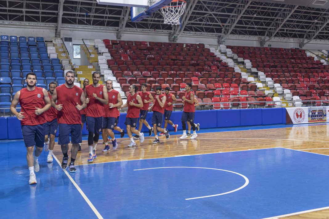 AW395682 01 MERSİN BÜYÜKŞEHİR BELEDİYESİ ERKEK BASKETBOL TAKIMI SEZONU AÇTI
